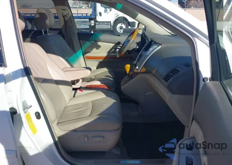 2005 Lexus Rx 330 z USA, uszkodzony, nr VIN JTJGA31U250049719